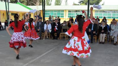 Escuela María Olga Figueroa de Sarmiento celebró su aniversario número 98