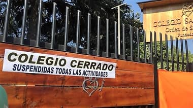 [VIDEO] Encuentran muerto a niño tras ser olvidado por su padre dentro de un auto