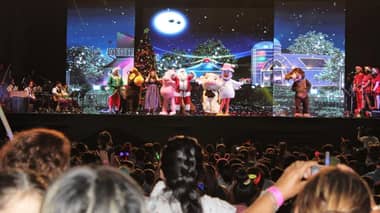 “A mi Perro Chocolo” le gustó bailar con los niños curicanos