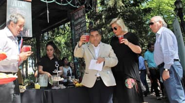 Municipalidad da vida a la plaza de armas de Curicó