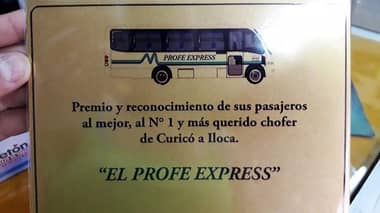 Pasajeros destacan y premian a conductor de recorrido Curicó-Iloca