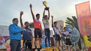 Traspasan en comodato ambulancia a Asociación de Ciclismo de Curicó