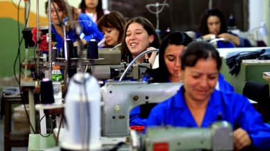 Sólo un 43,7 % de las mujeres participó del mercado laboral en el Maule