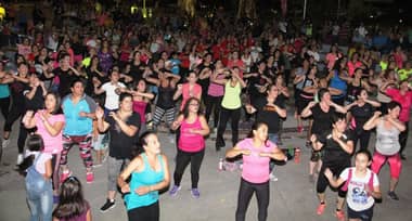Corporación de Deportes celebró a las mujeres en su día al ritmo de la Zumba