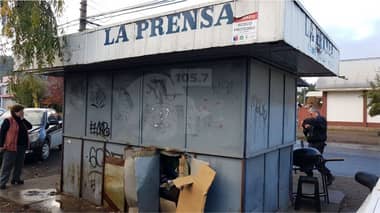 Delincuentes saquean kiosco de adulto mayor en las afueras de Consultorio Central