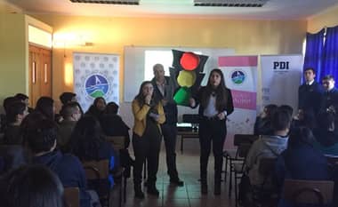 Incentivan a la comunidad de Vichuquén y Llico a denunciar hechos de violencia contra la Mujer