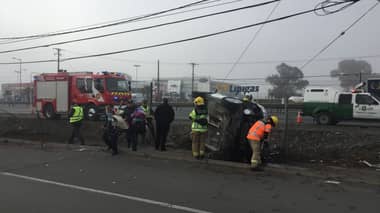 Dos personas lesionadas deja accidente de tránsito en Ruta 5 Sur