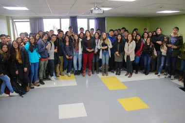Más de cien jóvenes conversaron con la seremi del Trabajo sobre el nuevo estatuto laboral juvenil