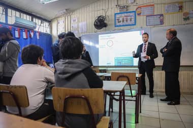 Lanzan concurso para establecimientos educacionales de la región del Maule