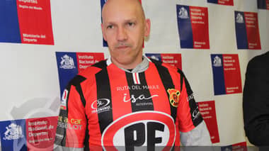 Cristián Arán fue confirmado en la banca por la dirigencia de Rangers de Talca