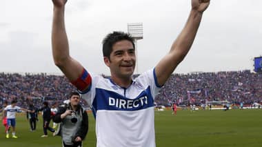 Cristián Álvarez realizará despedida del fútbol junto a familiares y amigos en Curicó
