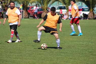 Socios de CDP Curicó Unido preparan la “Navidad Albirroja”