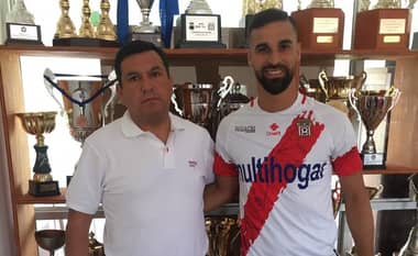 Sebastián Jaime ya luce la camiseta de Curicó Unido