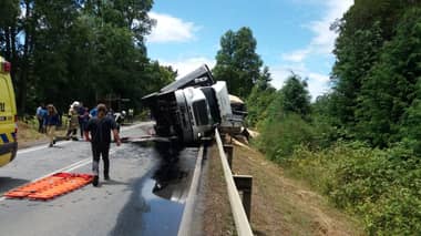 Al menos nueve muertos y 11 heridos deja choque múltiple en Valdivia