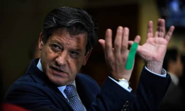 Diputado Lorenzini aumenta su patrimonio en acciones en diversas empresas del país