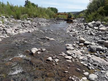 Construcción de bocatoma en Corral de Pérez preocupa a agricultores
