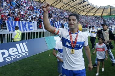 Cristián Álvarez recibirá homenaje en el encuentro entre la UC y Curicó Unido