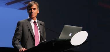 Ministro de Economía: "No soy cuico, conocí Europa recién a los 30 años"