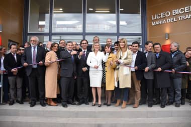 Se inauguró en Molina el Liceo Bicentenario María del Tránsito de la Cruz