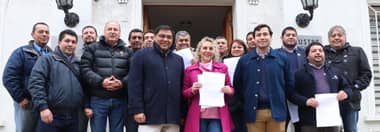 Autoridades y microbuseros iniciaron mesa de trabajo para regular transporte público en Molina