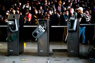 Nueva jornada de evasión masiva genera cortes en varias estaciones de Metro