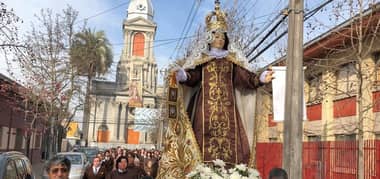 Fieles se preparan para multitudinaria Procesión del Carmen