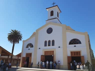 Con Misa de Consagración se inauguró nueva iglesia de Sagrada Familia