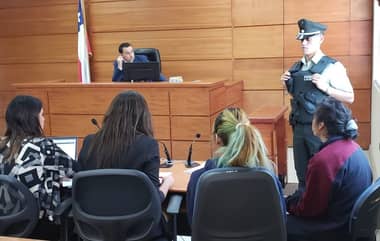 Tribunal de Curicó formalizó a dos mujeres por intento de incendio a casa de prefecto de Carabineros