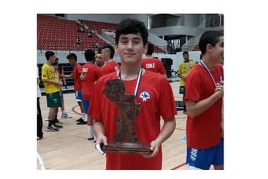 Joaquín Campos consiguió el tercer lugar en Sudamericano de Handball