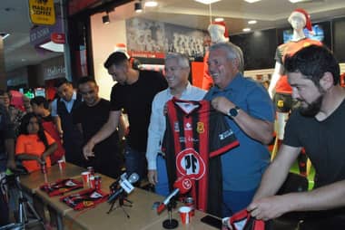 Luis Marcoleta fue presentado como DT de Rangers: “Apostamos a ser protagonistas”