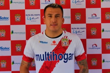 Fabián Cerda se incorporó al plantel del Curicó Unido