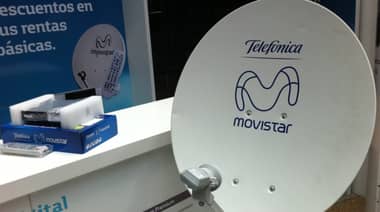 Sernac demanda colectivamente a Movistar por alza unilateral de precios en planes de televisión