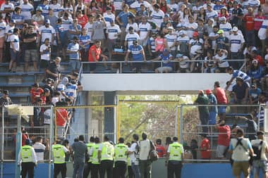 UC y Coquimbo fueron sancionados con partidos a “puertas cerradas”