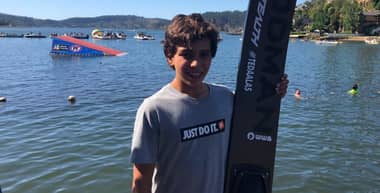 Esquiador náutico maulino sigue especializándose en Estados Unidos