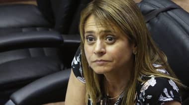 Jacqueline Van Rysselberghe lamentó haber sesionado “en cama y con una copa de vino”