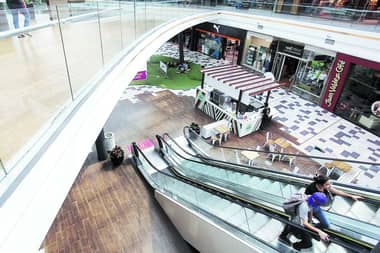 Ministerio de Economía anunció cierre de centros comerciales en todo el país