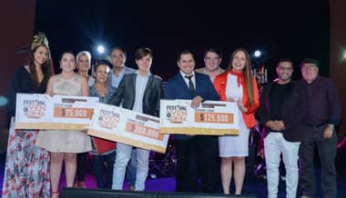 Joven de 16 años ganó Festival “La Voz de la Vendimia” en Curicó
