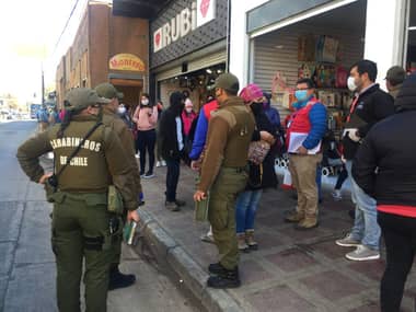 Carabineros e inspectores municipales realizaron fiscalización en sector céntrico