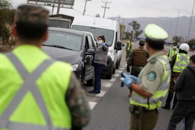 ¿Qué documentos necesito para viajar a otras regiones?