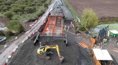 Moderno puente se construye en sector El Parrón