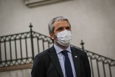 Antes de dejar el gabinete: Piñera ofreció a Gonzalo Blumel asumir embajada de Chile en la OCDE