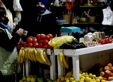 Mercado Municipal de Curicó tiene sus puertas abiertas