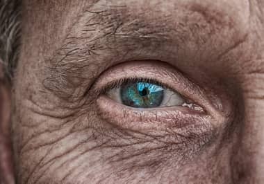 Detectar alzhéimer precoz mirando los ojos