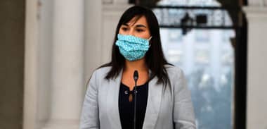 Izkia Siches sale en defensa del plebiscito y critica que "se use la pandemia de forma mañosa con fines políticos"