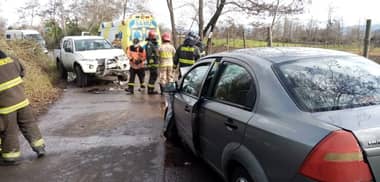 Colisión frontal dejó heridos y daños en ruta a Barros Negros