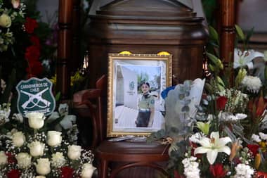 Madre de Norma Vásquez: General de Carabineros "miente porque a mi hija la dejaron sola"