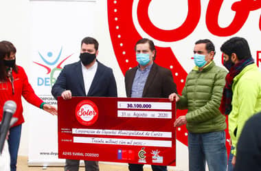 Empresa curicana donó 30 millones de pesos para diseño de gimnasio para el básquetbol