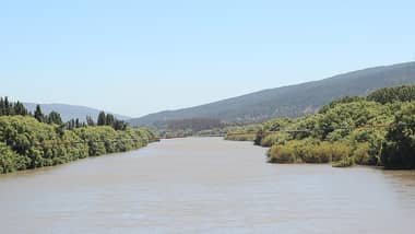 Junta de Vigilancia de Río Lontué y Mataquito advierte riesgos por crecida de ríos tras deshielos