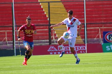 Curicó Unido cae y se estanca en el Torneo Nacional