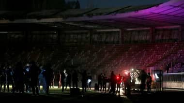 Incendio suspende partido entre Curicó Unido y la UC